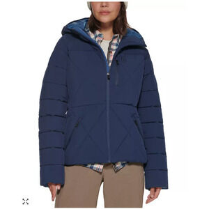 BASS OUTDOOR Women's Glacier Hooded Hiking Jacket